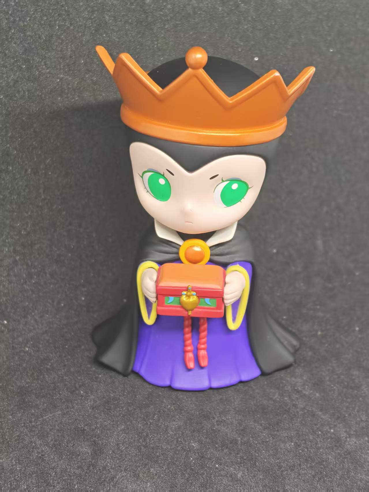 Evil Queen - Villains series - POP MART x  Disney