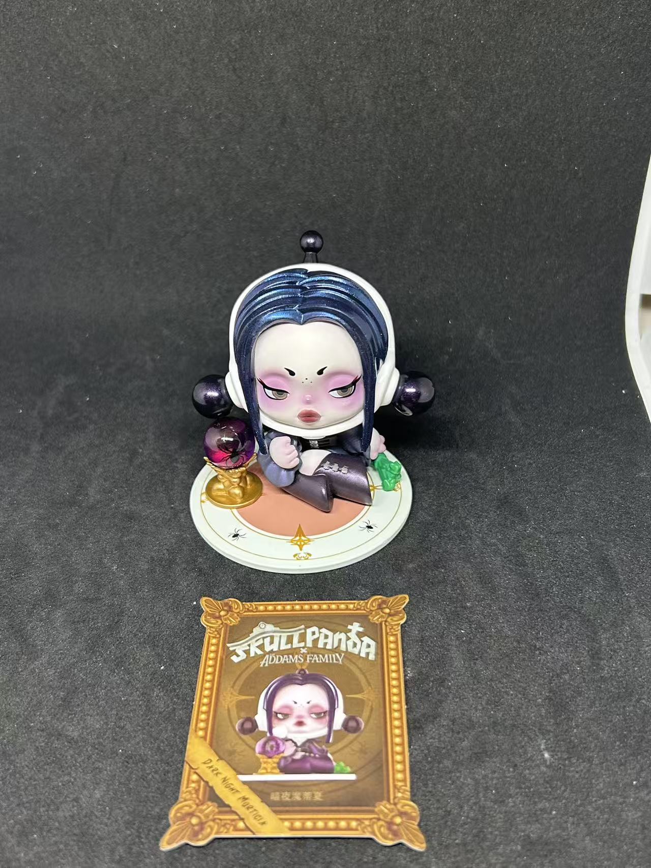 Dark Night Morticia - Skullpanda Addams Family Series - POP MART