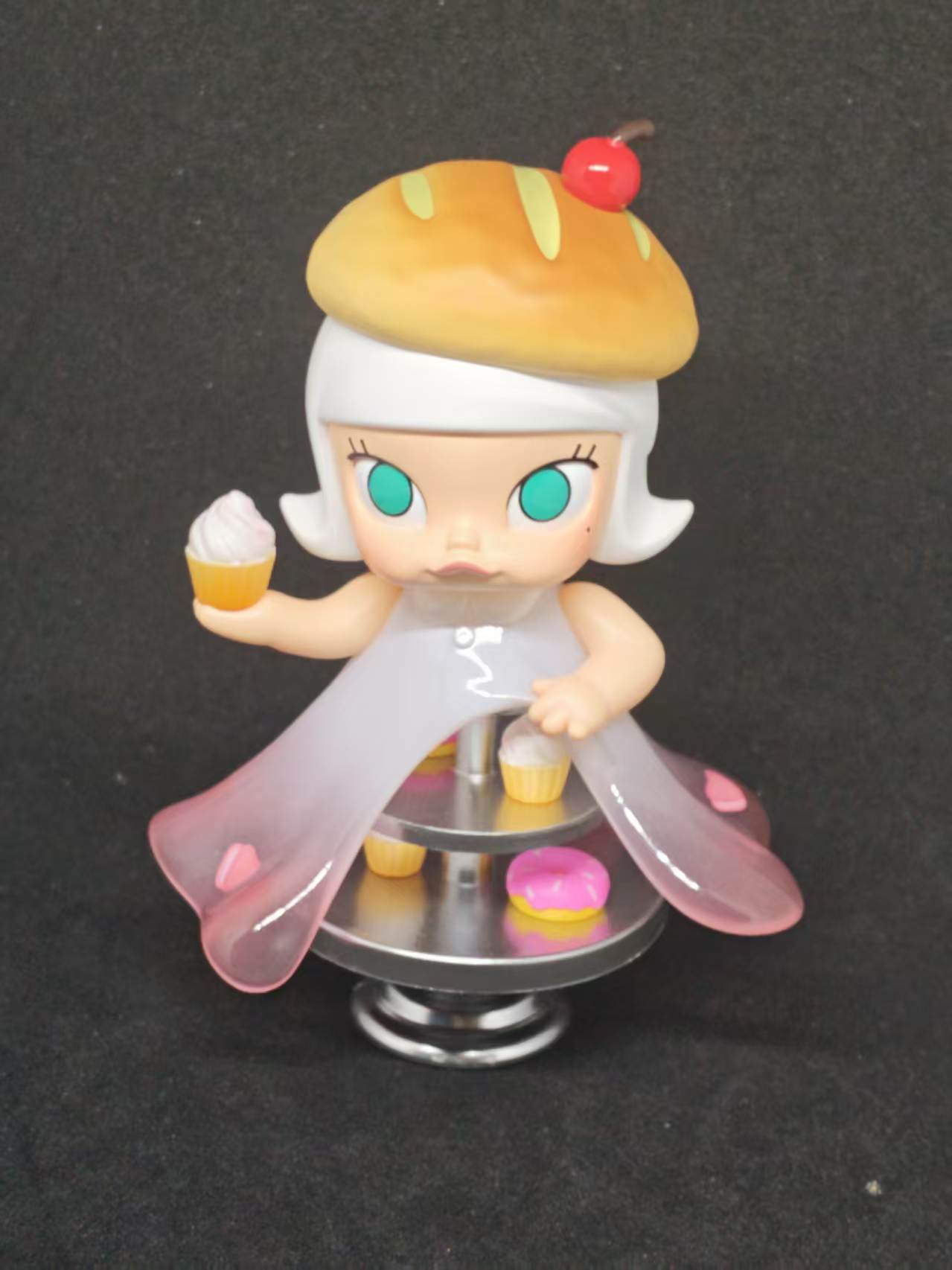 Afternoon Tea - MOLLY Carb-Lover Series Figure - Pop Mart