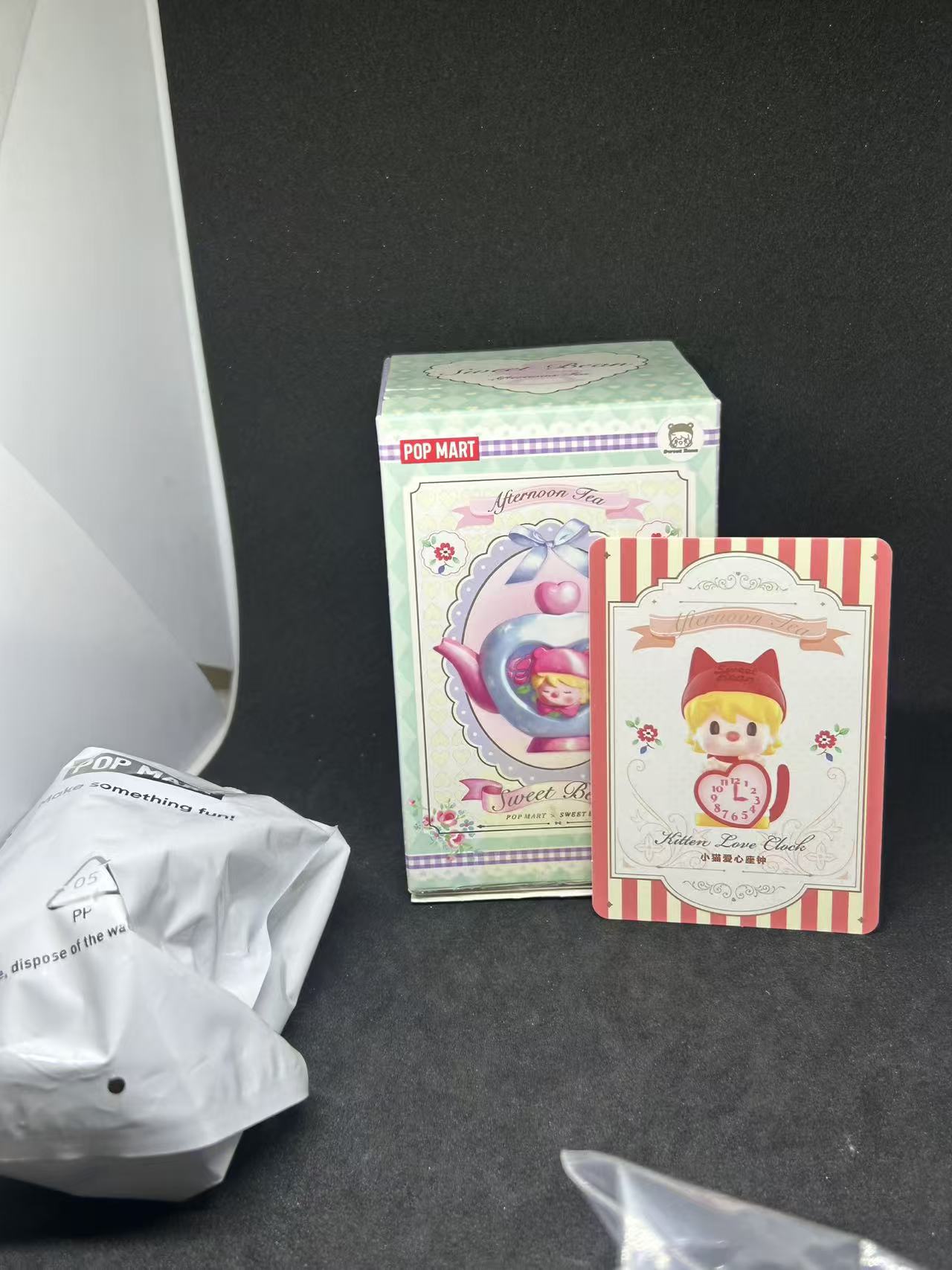 Kitten Love Clock - Sweet Bean Afternoon Tea Series - Pop Mart