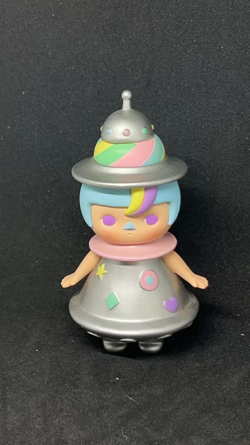 UFO Baby - Pucky Space Babies Series - POP MART