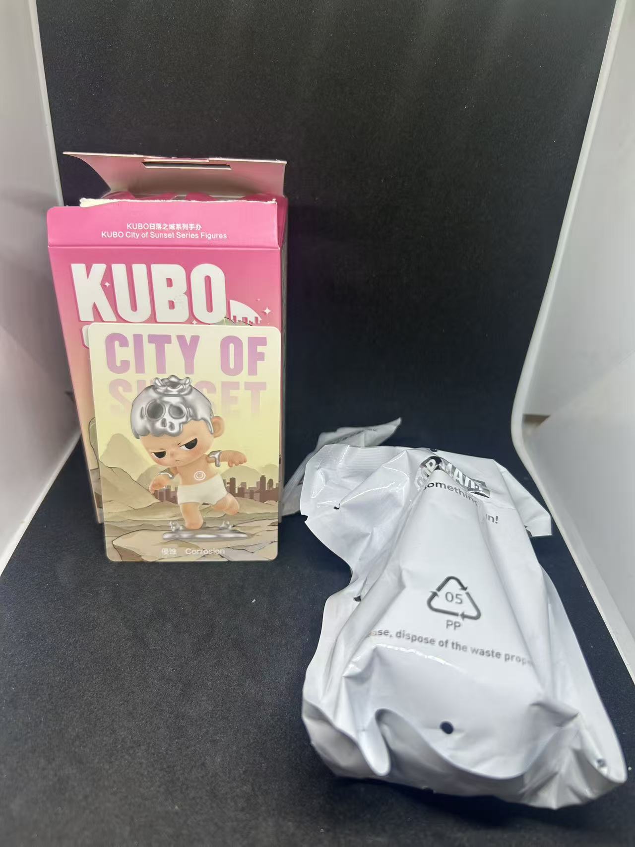 Corrosion - KUBO City of Sunset Series - POP MART