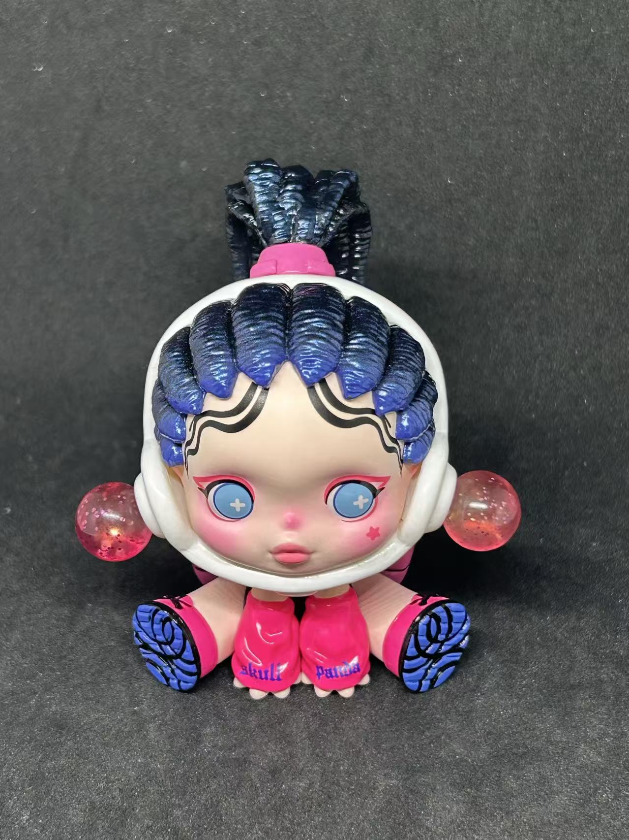 Dancer - City of Night Series SkullPanda - POP MART