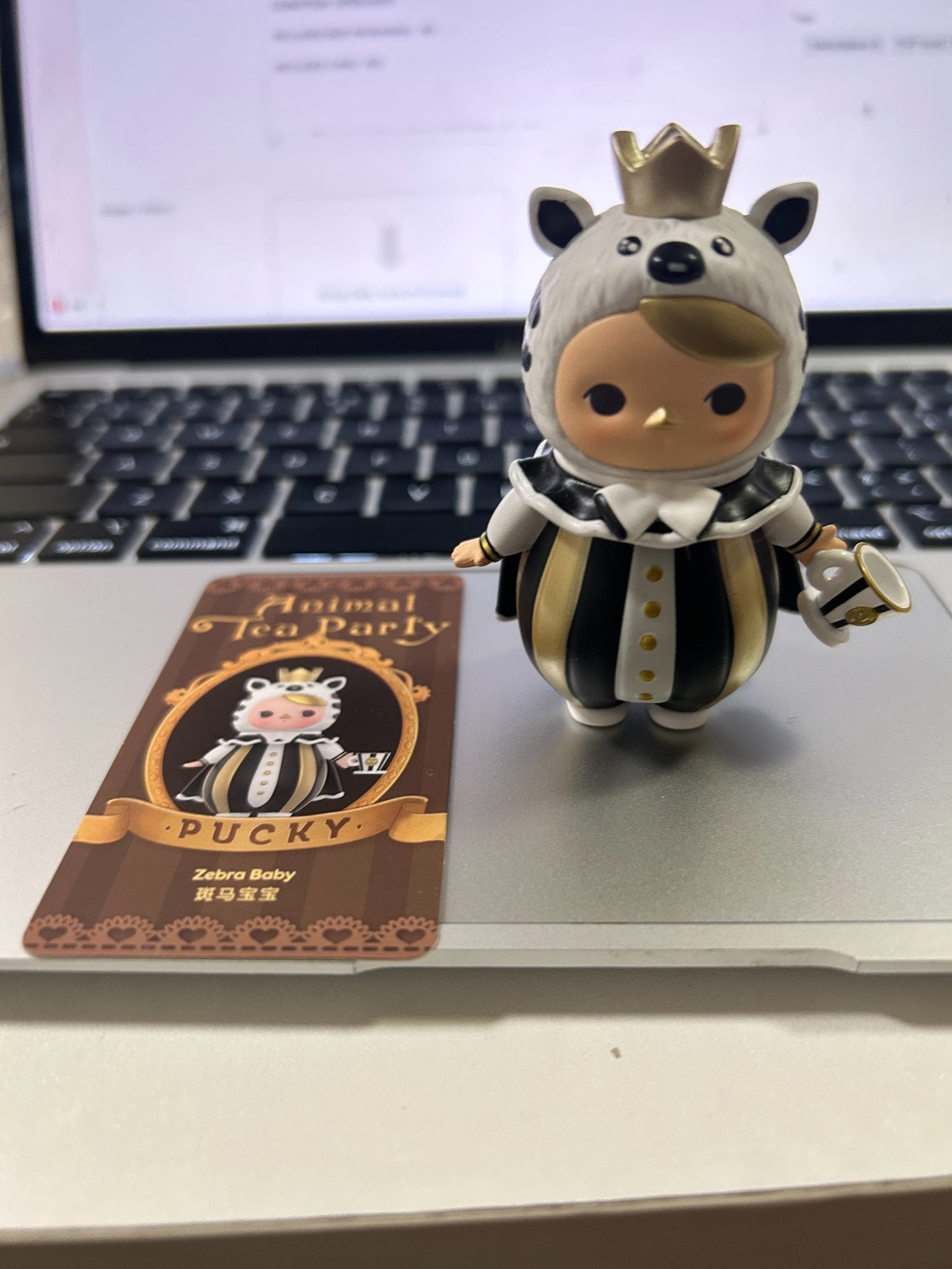 Zebra Baby - Pucky Animal Tea Party - Pop Mart