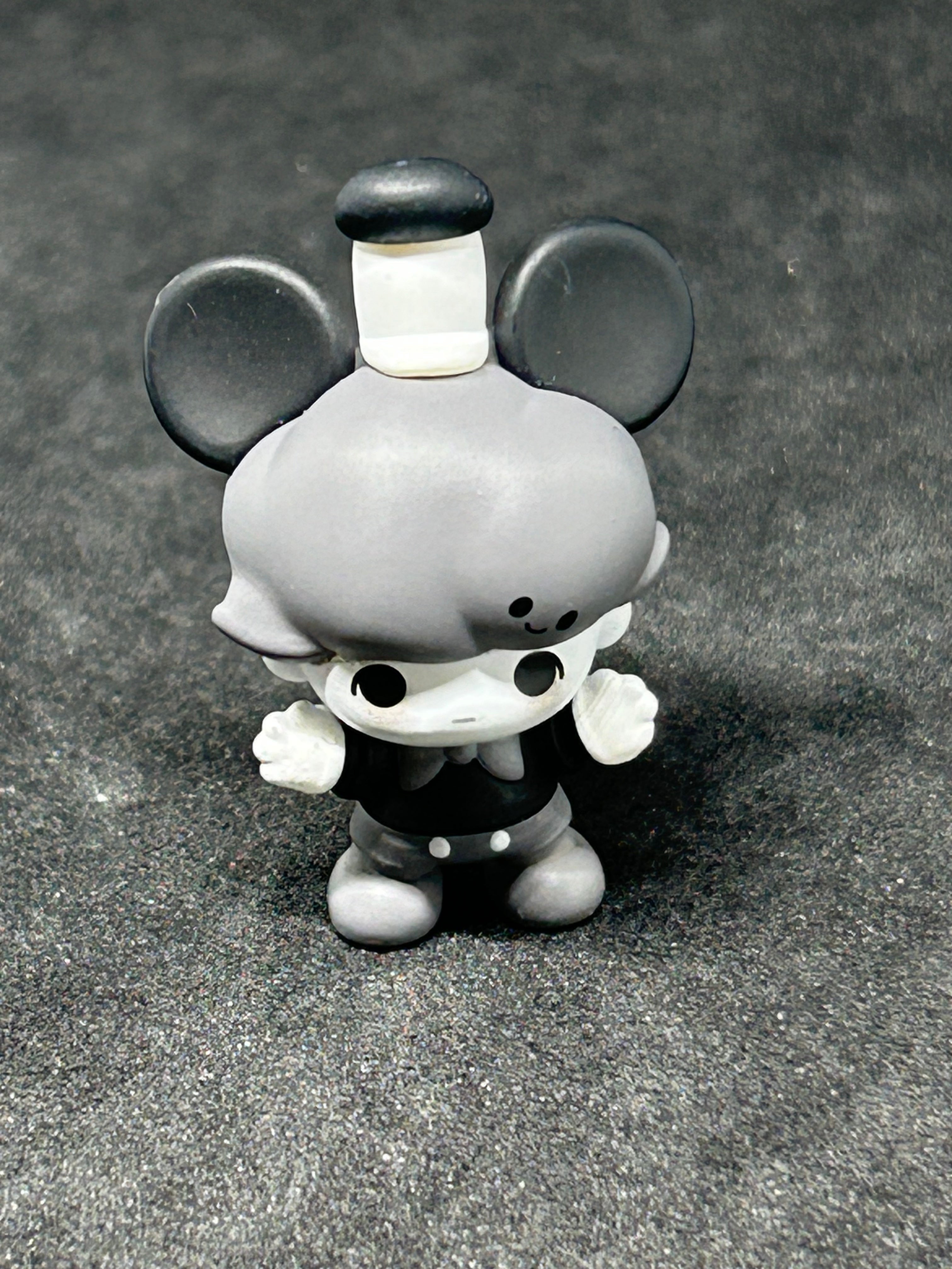 mickey steamboat willie - Pop Bean DIMOO WORLD x DISNEY - Pop Mart