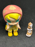 A little Hug - Baby Molly My Huggable Discovery - POP MART