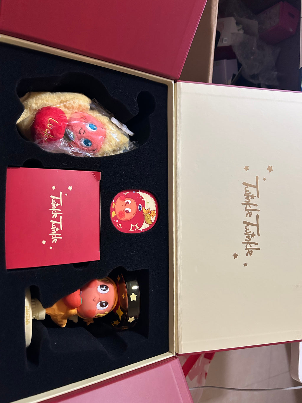 Apple of My Eye Twinkle Twinkle Festival Gift Box - Pop Mart