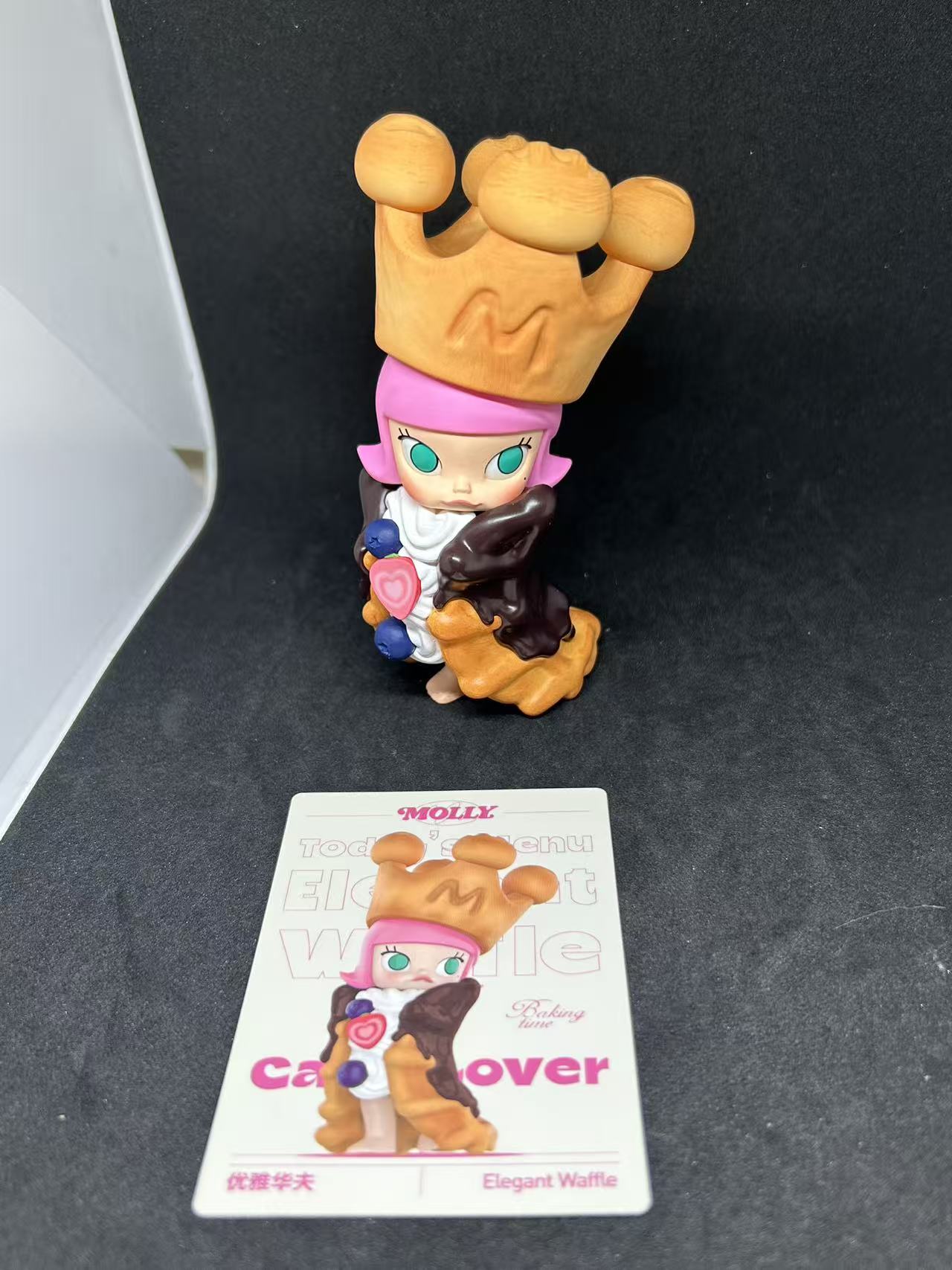Elegant Waffle - Molly Carb Lover Series - Pop Mart