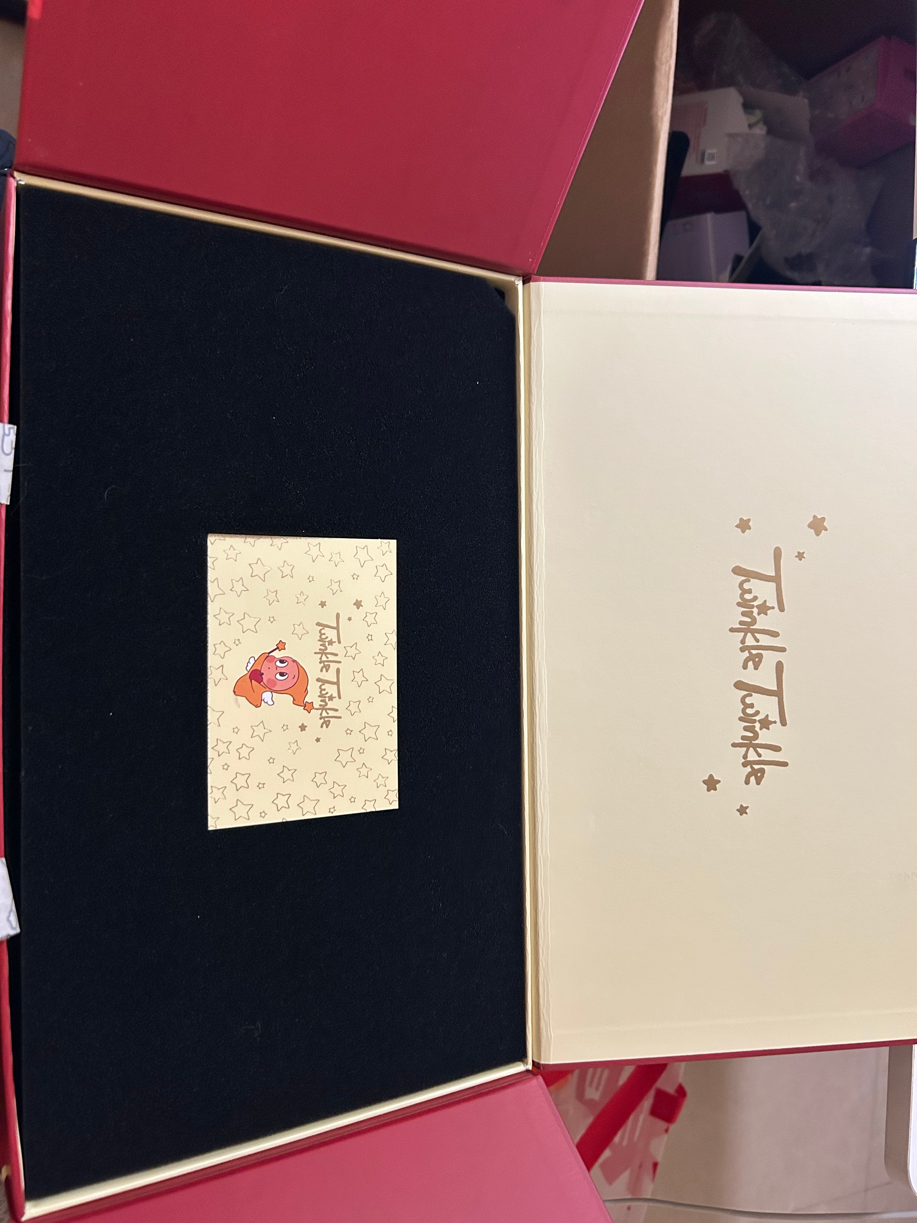 Apple of My Eye Twinkle Twinkle Festival Gift Box - Pop Mart
