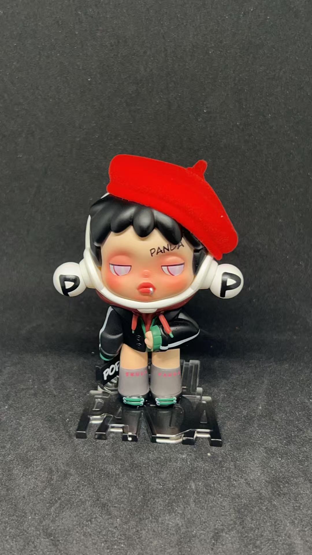 Idol Trainee - Skullpanda Hypepanda Series Fashion - POP MART