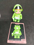 Good Luck Bear - Mega Space Molly 100% Series -  POP MART