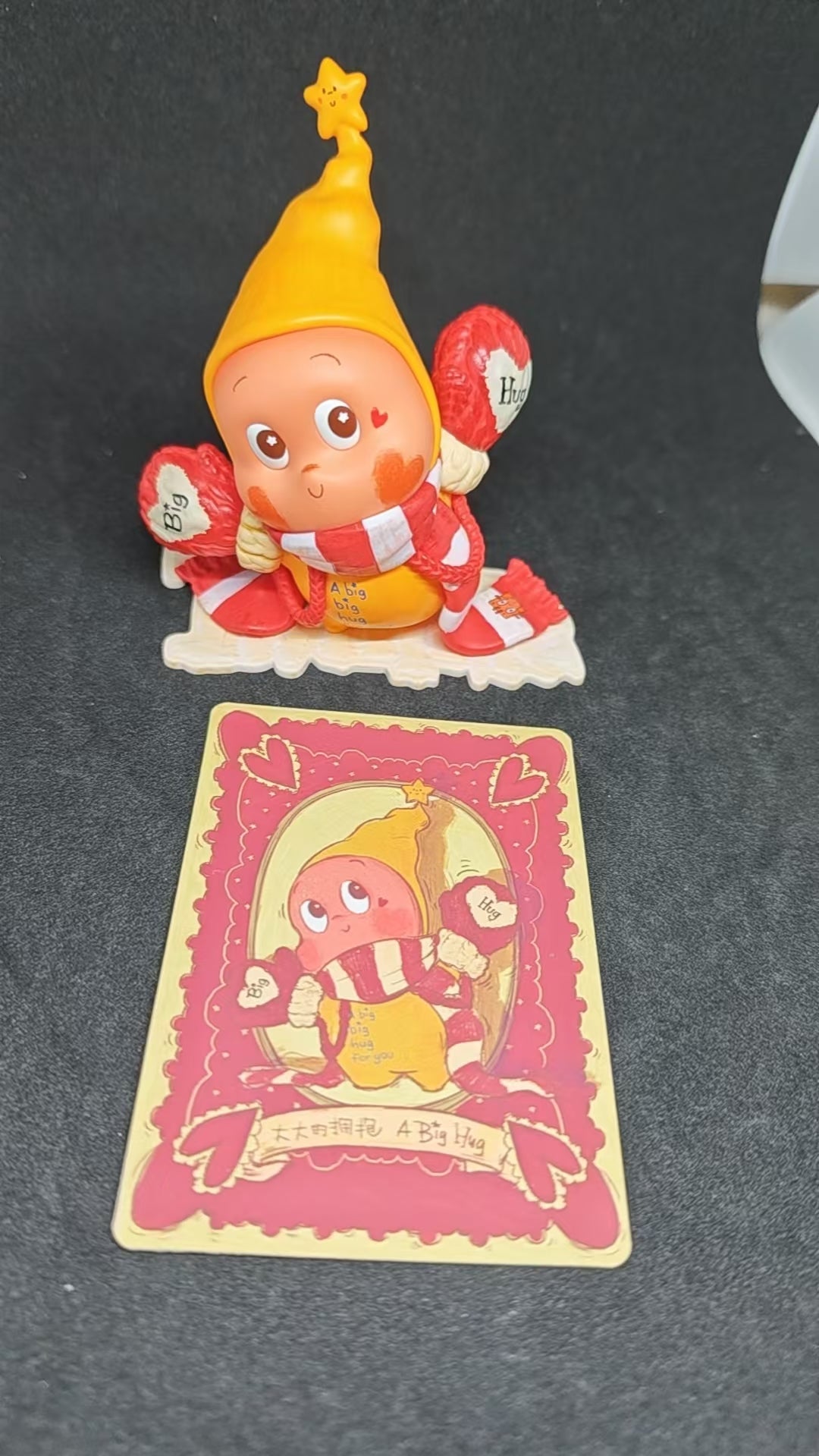 A Big Hug-Twinkle Twinkle Gift Series  -  POP MART