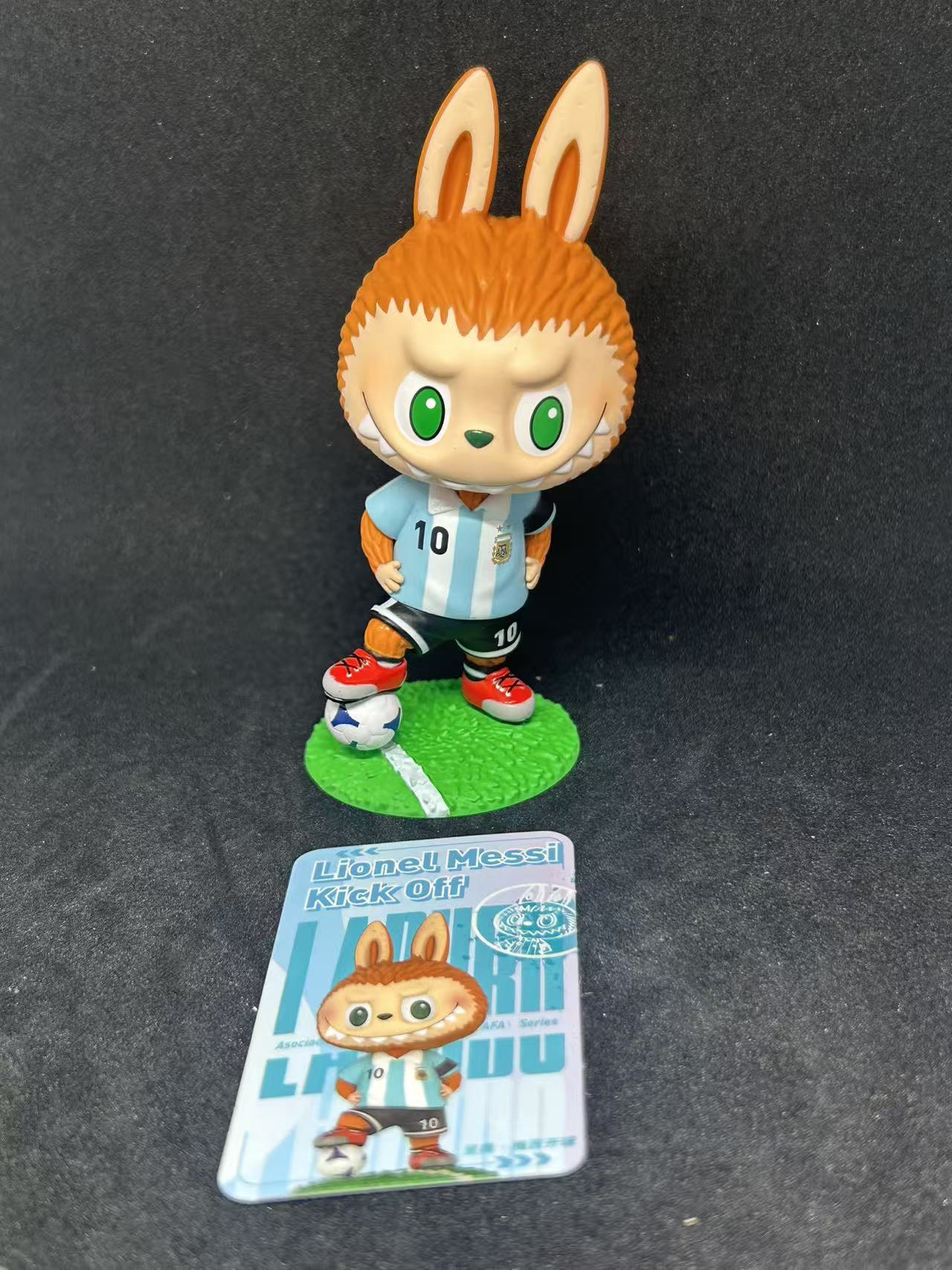 Lionel Messi Kick Off - Labubu THE MONSTERS Argentina Soccer Football Team Series - POP MART (Limited, Discontinued)