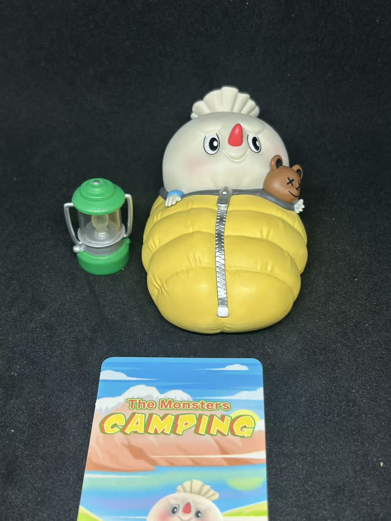 Spooky Sleeping Bag - THE MONSTERS Camping Series - POP MART