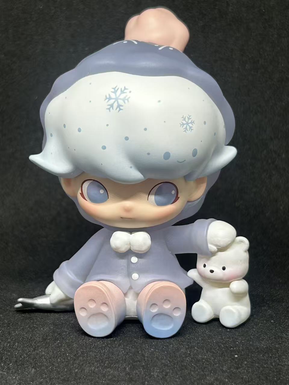 Warm polar bear - DIMOO Animal Kingdom Series Figures by POP MART