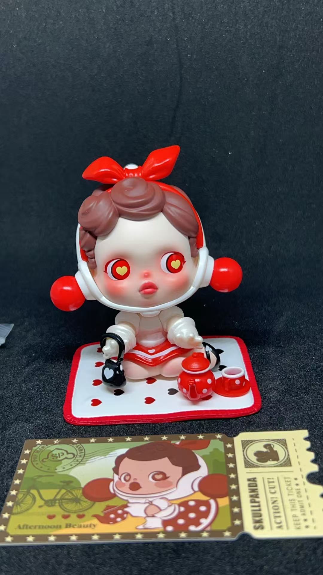 Afternoon Beauty - Skullpanda Action! Cut! - Pop Mart