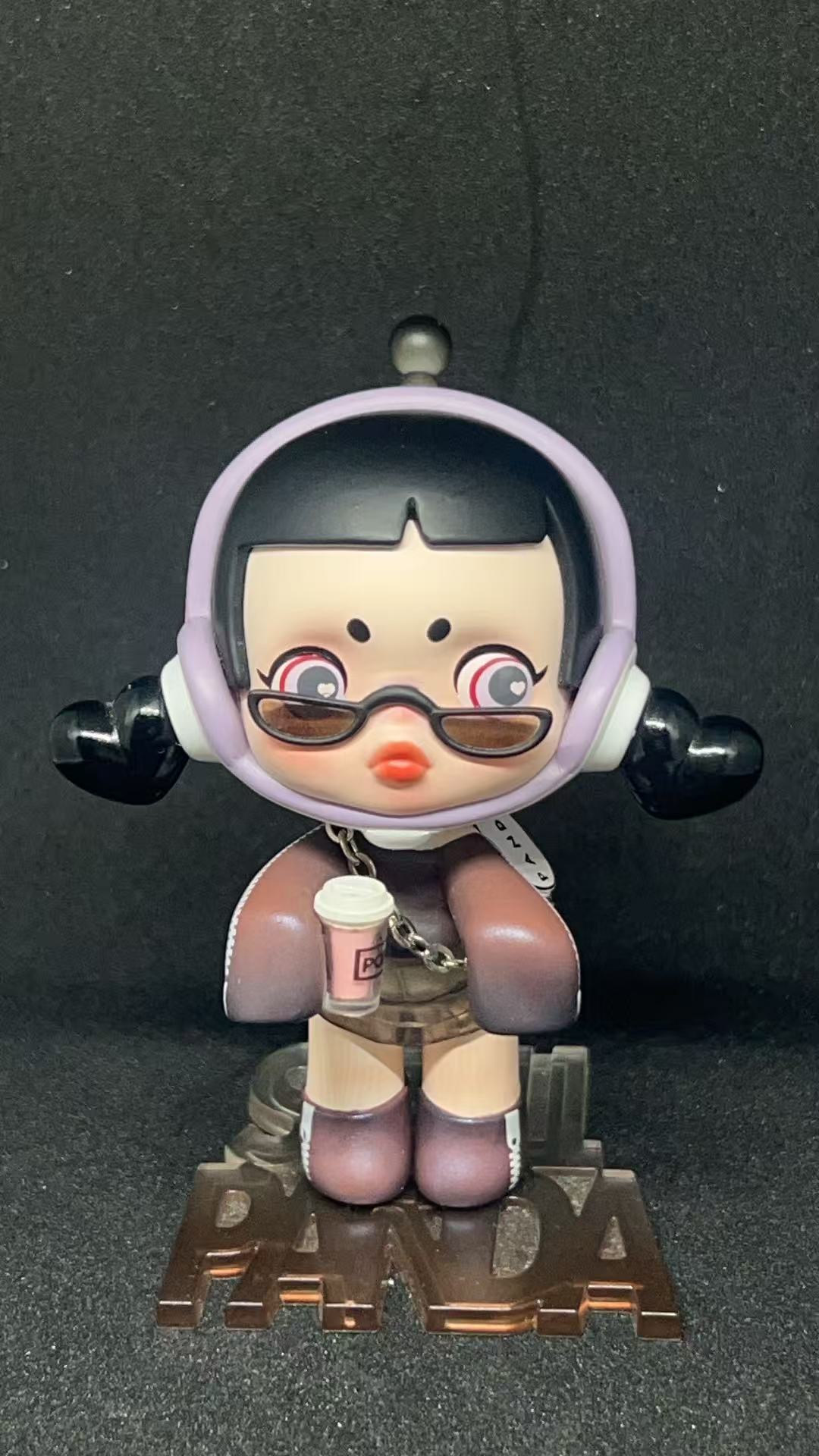 Milk Tea Girl - Skullpanda Hypepanda Series Fashion - POP MART