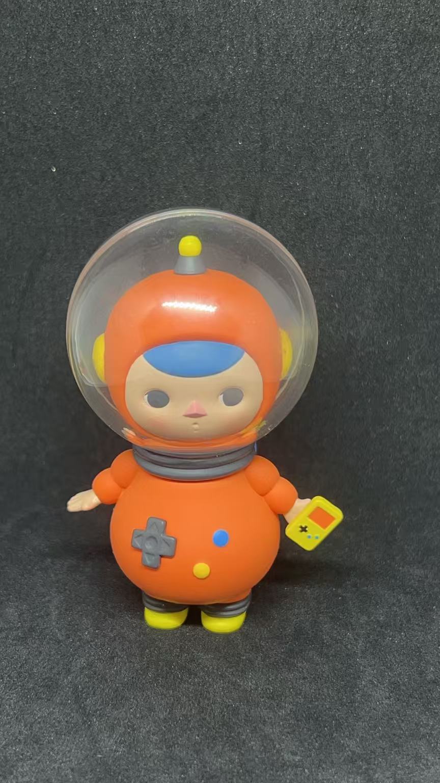 Astronaut Baby - Pucky Space Babies Toy - POP MART