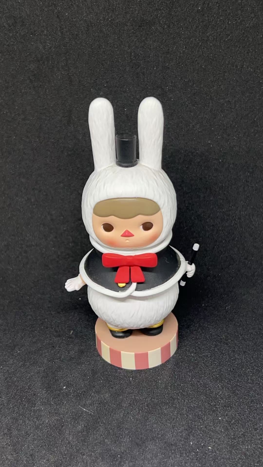 Rabbit the Magician - Pucky Circus Babies - POP MART